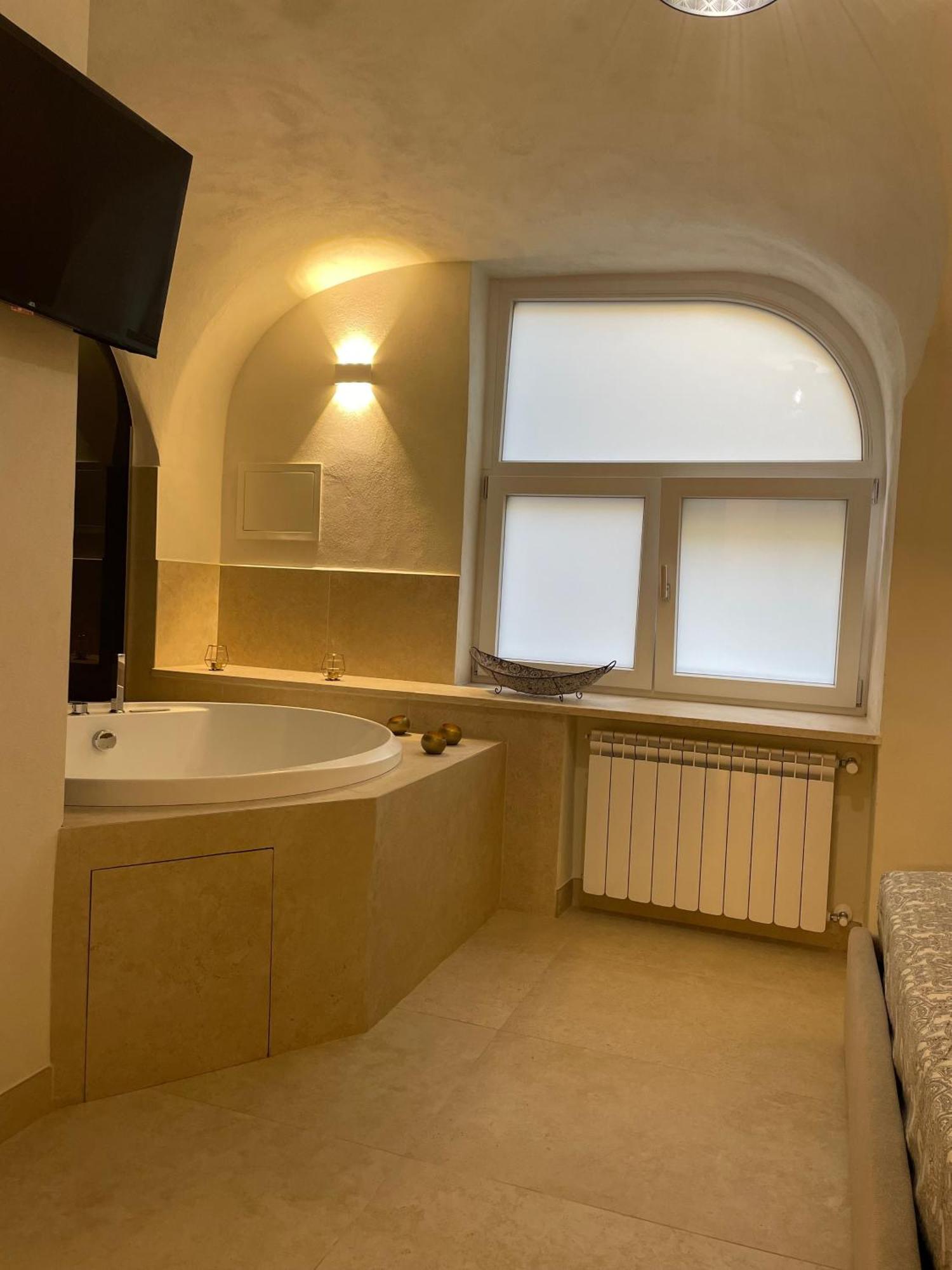 Domus Parthenope Deluxe * Naples