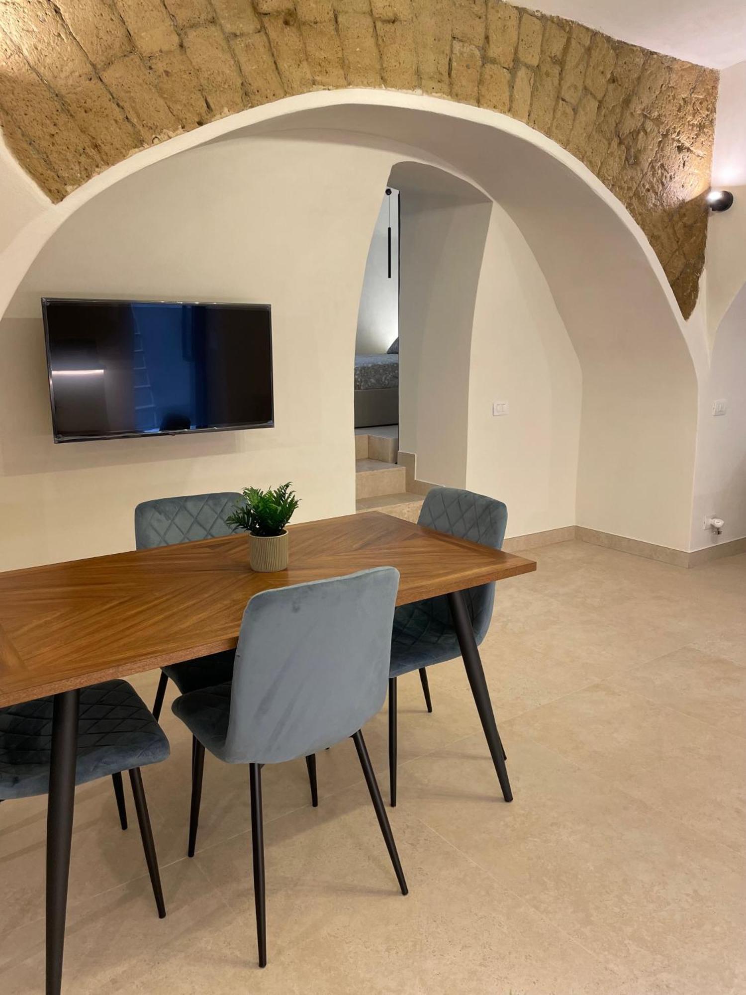 Domus Parthenope Deluxe Naples