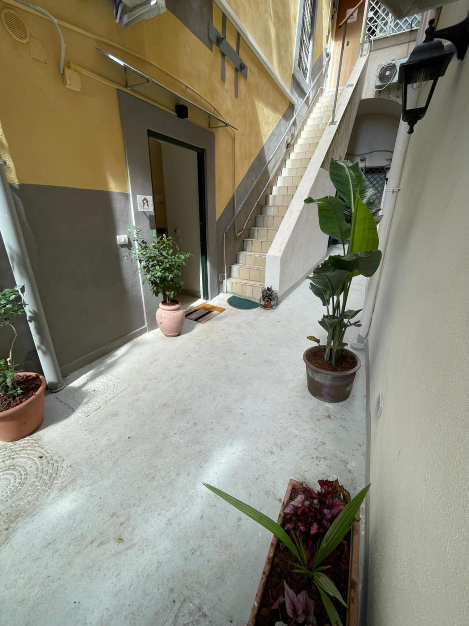 Domus Parthenope Deluxe Apartment